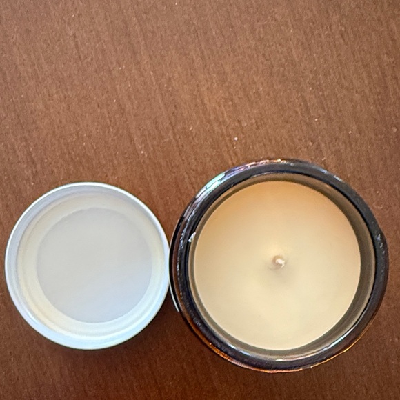 Calyan Wax Co Lavender + Bergamot Soy Candle - Picture 2 of 2